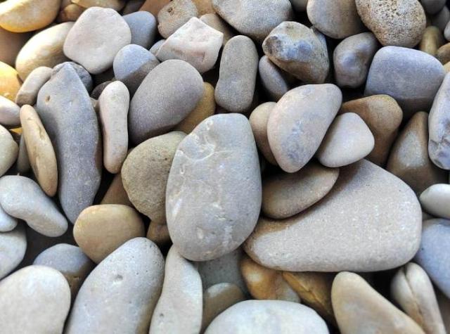 Выгодно купить камень оптом. Здесь покупают камень по низким ценам.  купить в Омске от производителя, без посредников